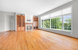 1215 W Shore Drive SW, Hutchinson, MN 55350