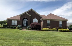 149 Wood Gate Dr, Mt Washington, KY 40047