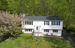 102 Metacomet Road, Plainville, CT 06062