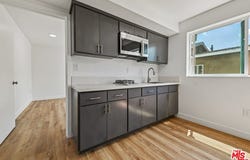 219 E 87th St, Los Angeles, CA 90003