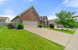 9845 Collier Ln, Louisville, KY 40291