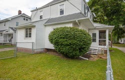 63 Southwick Drive, Bedford, OH 44146