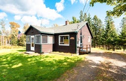 90 Manor Drive, Rangeley, ME 04970