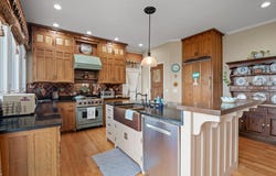212 N Palisades Drive, Signal Mountain, TN 37377