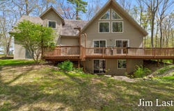 5655 Cozy Point Drive, Newaygo, MI 49337