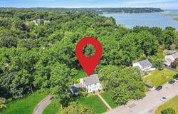 2 Seaview Lane, Mount Sinai, NY 11766