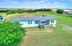 8740 N Hope Lane, Yukon, OK 73099