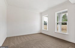 20821 BROOKE KNOLLS RD, GAITHERSBURG, MD 20882