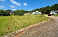39 Long Leaf Lane, Greenville, AL 36037