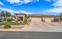 875 E Roadrunner DR, Washington, UT 84780
