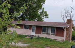 23087 170Th Street, Bloomfield, IA 52537
