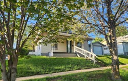 206 E 9th Street, Atlantic, IA 50022