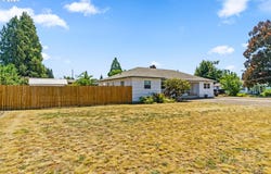 1792 HAYDEN BRIDGE RD, Springfield, OR 97477