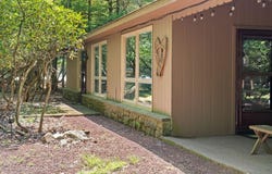 8 Big Boulder Road, Lake Harmony, PA 18624