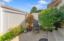 1218 W Maple Street, North Canton, OH 44720