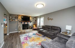 905 SE Meadowlark Drive, Grimes, IA 50111