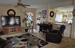20 Oaks Dr, Mays Landing, NJ 08330