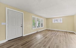 321 S Ottawa, DIXON, IL 61021