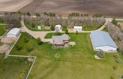48349 276th St, Canton, SD 57013