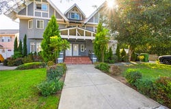 4440 Victoria, Los Angeles, CA 90019