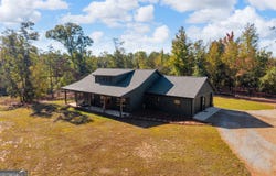 1715 Beacon Light Road, Hartwell, GA 30643