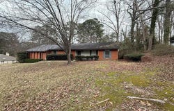 2104 Greenbriar Dr, Ruston, LA 71270
