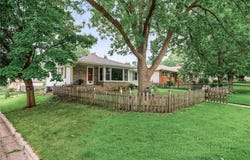 3554 Zenith Avenue N, Robbinsdale, MN 55422
