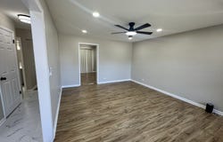 940 Tanglewood Drive, Wheeling, IL 60090