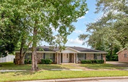 421 Pennington Circle, Mobile, AL 36606