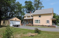 29 Lithgow Street, Winslow, ME 04901