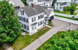 31 Arlington Street, Leominster, MA 01453