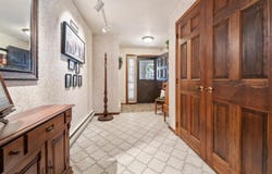 2213 SUNRISE Drive, APPLETON, WI 54914