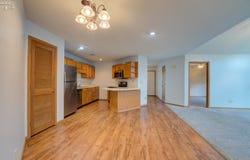 212 Crestwood, Willard, OH 44890
