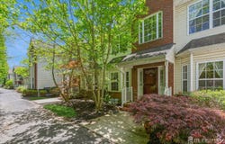 60 Forest Drive, Piscataway, NJ 08854