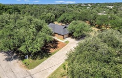620 W Aquarius Court, Granbury, TX 76049