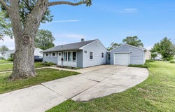 232 Westgate Drive, Aurora, IL 60506