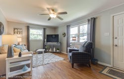1220 Seymour Street, Grand Ledge, MI 48837
