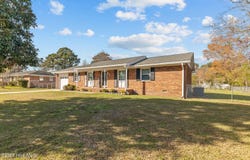 413 Brynn Marr Road, Jacksonville, NC 28546