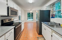 180 Saint James Place, Sharpsburg, GA 30277