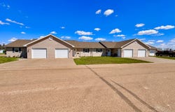 407 & 409 Millionaire Ave, Mott, ND 58646