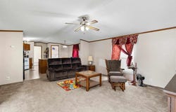 707 E 7th St, Cloverport, KY 40111
