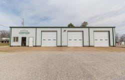 22801 Sunshine Lane, Lebanon, MO 65536
