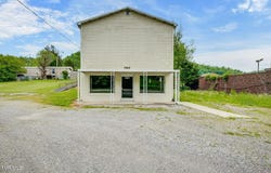 6051 Natural Tunnel Parkway, Duffield, VA 24244