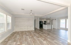 917 W LAUREL ST, ROCKPORT, TX 78382