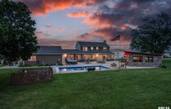 3473 270TH Street, De Witt, IA 52742