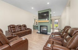 2807 E Sunnyslope St, Park City, KS 67219