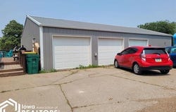 110 N College, Agency, IA 52530