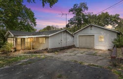 2353 Eaglecrest Road, Cape Fair, MO 65624