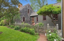 33 Center Street, Yarmouth, ME 04096