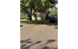687-689 W Main Street, Branford, CT 06405
